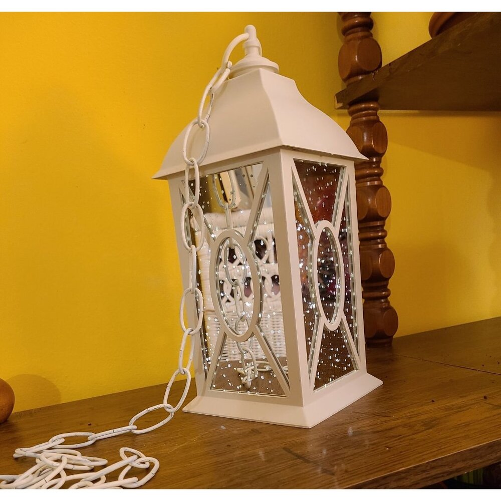 Light up lantern - Picture 3 of 5